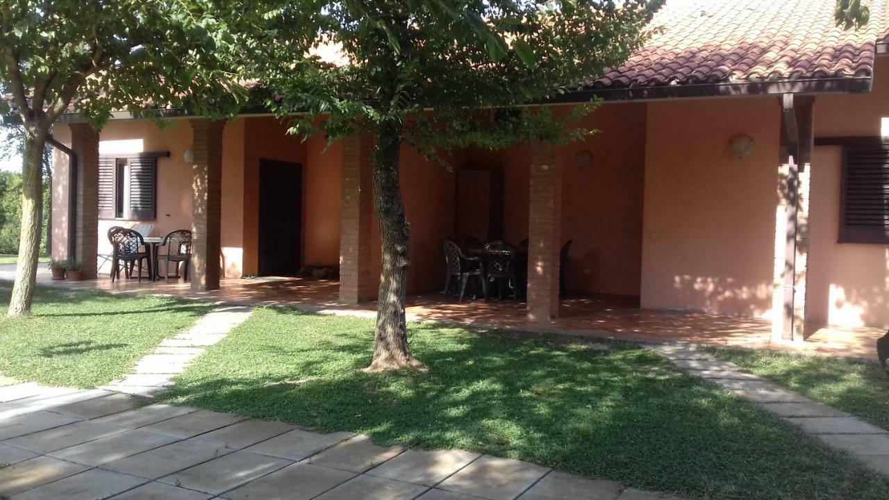 Le Tamerici Guest House Principina Terra Exterior photo